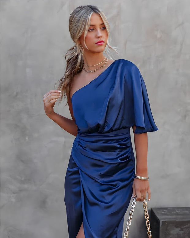 Off-Shoulder Elegant Cocktail Dress